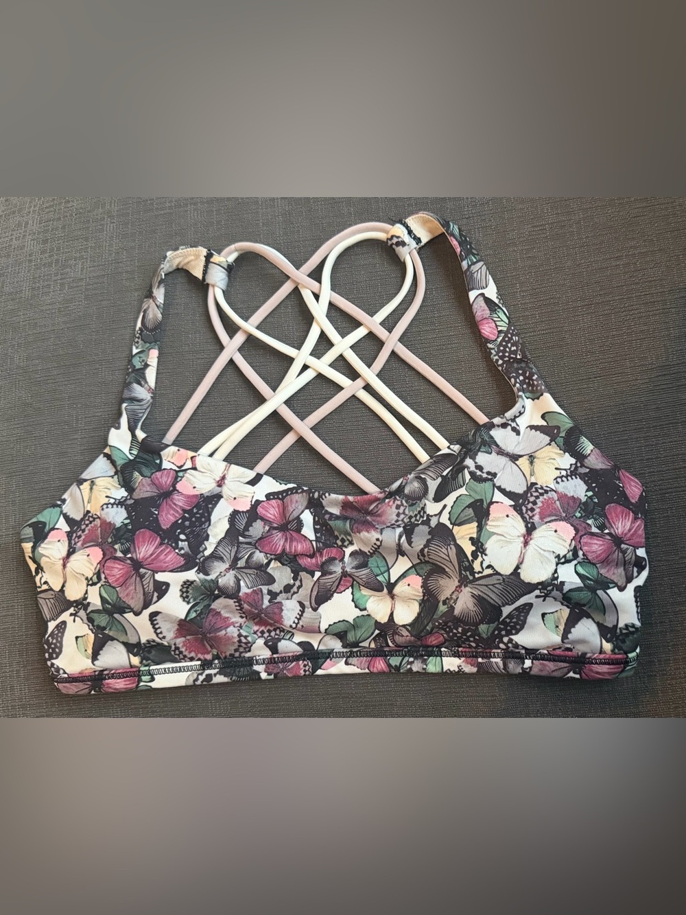 Lululemon Energy Bra
So Fly Butterfly Angel Wing Multi /Mink Berry 10